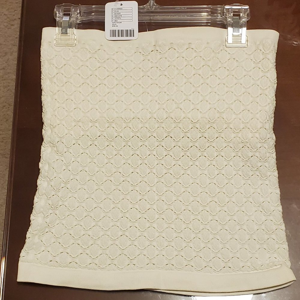 Intimately XS/S Ivory Tube Top